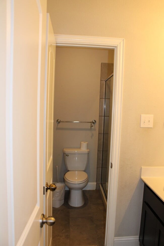 Building Photo - 1995 Ocelot St