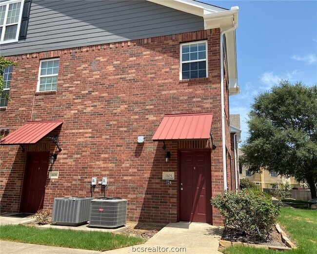 Building Photo - 801 Luther W St