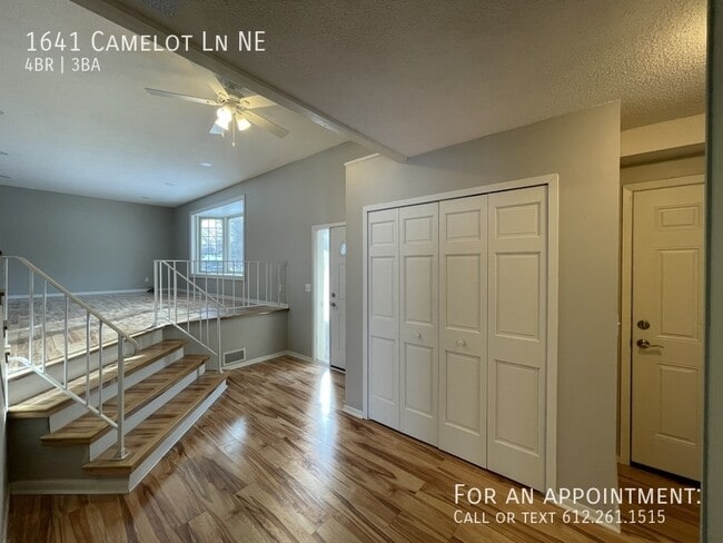 Building Photo - 1641 Camelot Ln NE