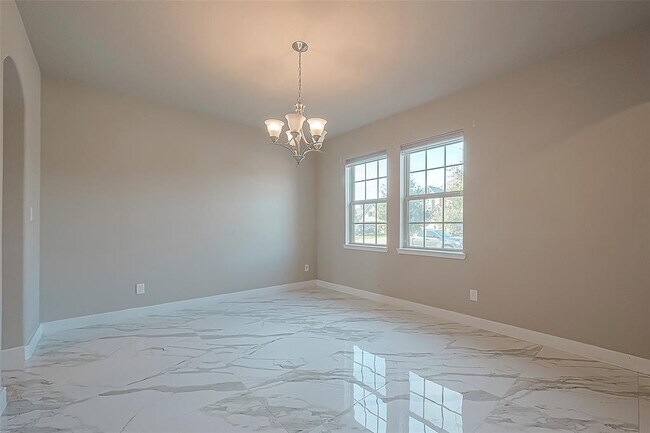 Building Photo - 6018 Mapleton Meadow Ln