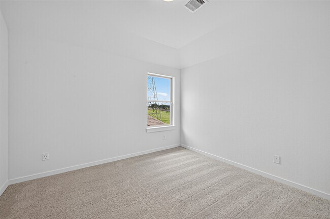 Building Photo - 23806 Pullin Market Dr