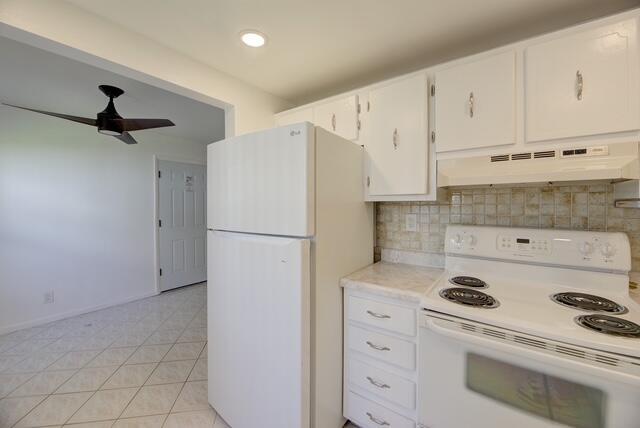 Building Photo - 394 Normandy Ln