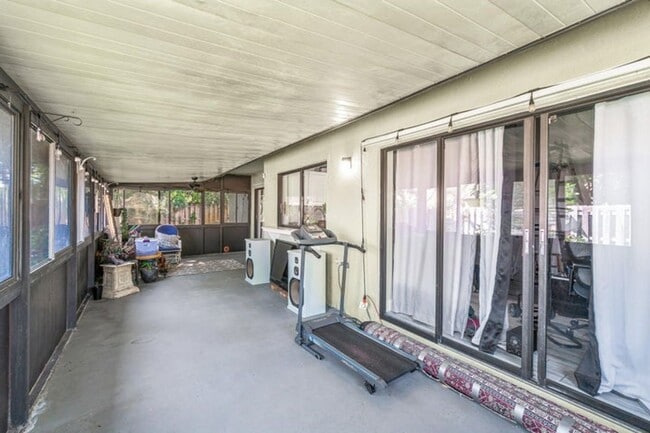 Building Photo - 5335 Havasu Ct