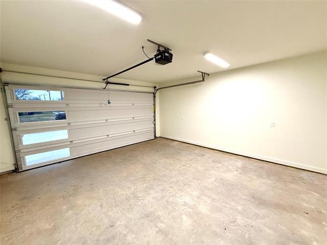 Building Photo - 1124 S Hazelwood St