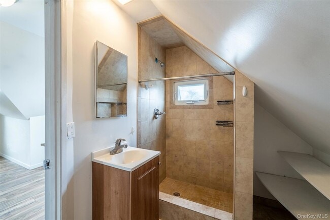 Building Photo - 538 Jefferson Ave