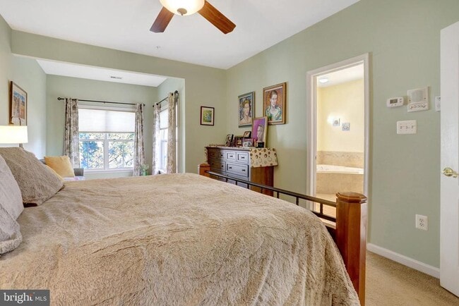 Building Photo - 5257 Bessley Pl