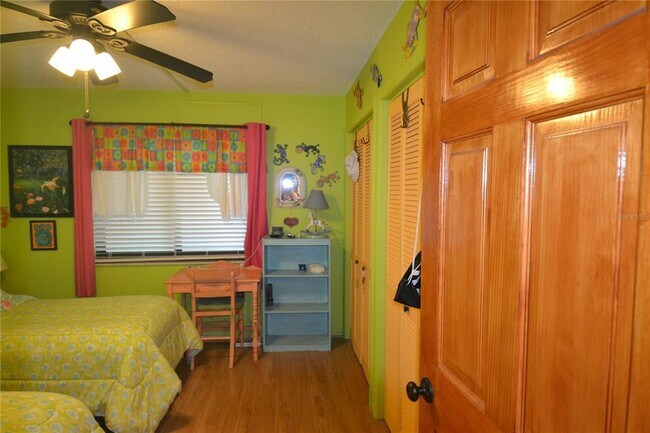 Building Photo - 126 Caryl Way