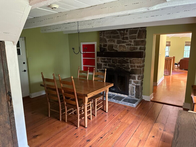 Building Photo - 3490 Haupts Bridge Rd