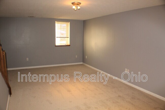 Building Photo - 6522 Crab Apple Dr