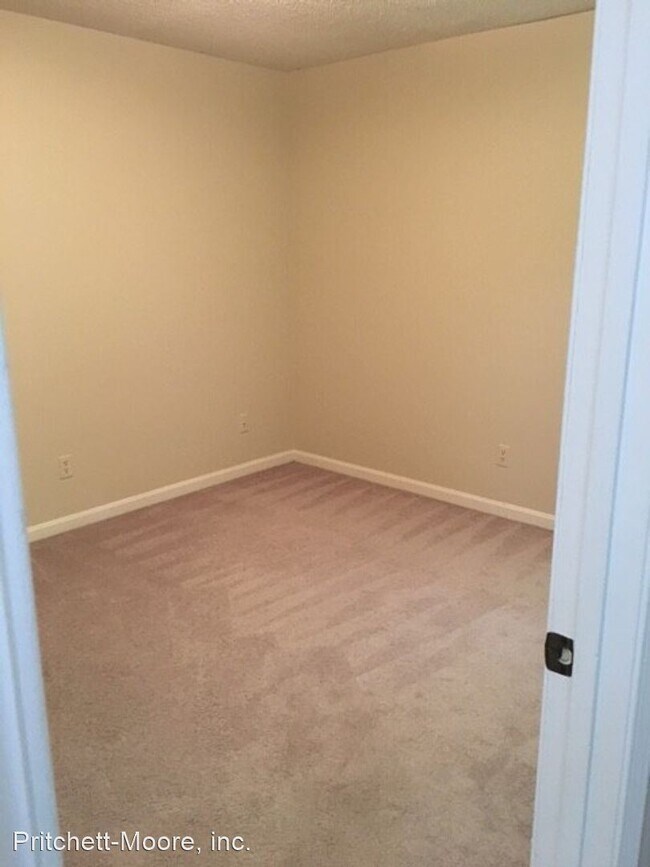 Building Photo - 3 br, 2.5 bath House - 148 Fox Run