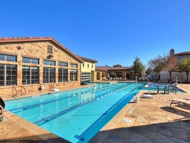 Building Photo - 104 Bella Toscana Ave