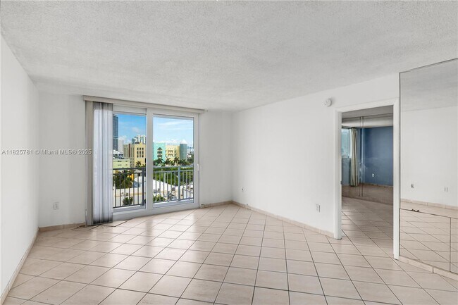Building Photo - 345 Ocean Dr
