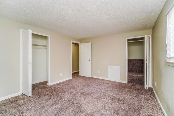 Building Photo - 2656 Mellowbrook St