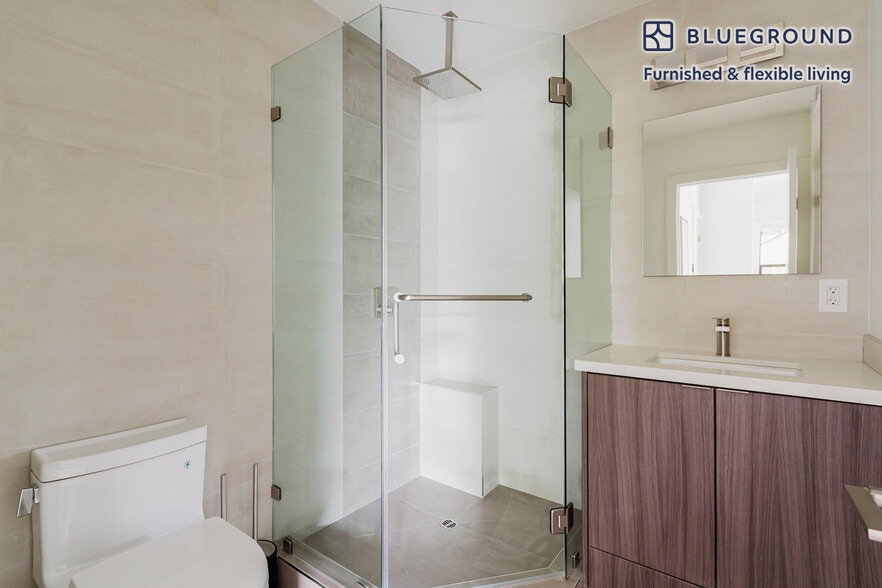 Building Photo - 251 Middlefield Rd