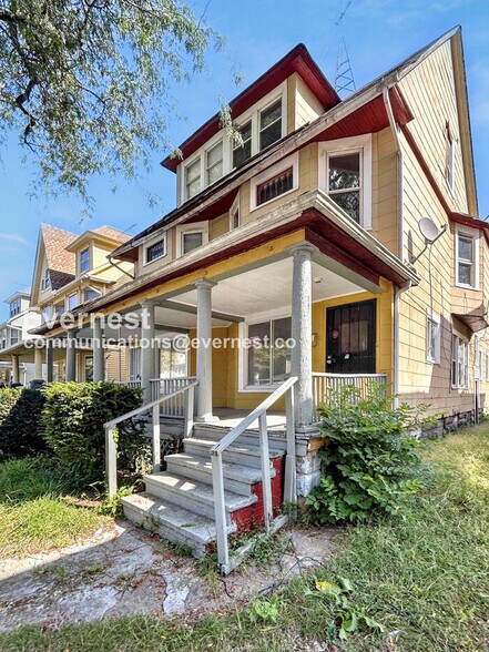 Building Photo - 2213 E 82nd St