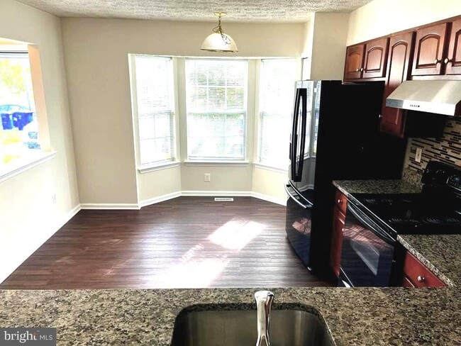 Building Photo - 3269 Halcyon Ct