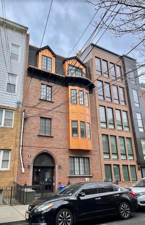 Building Photo - 608 Jefferson St
