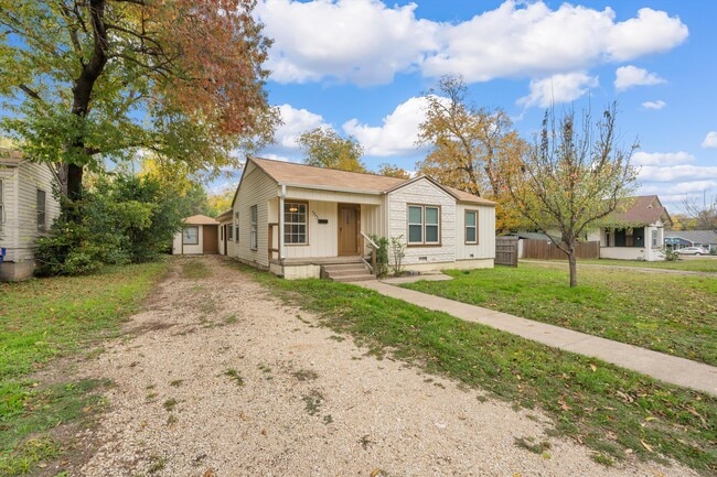 Building Photo - 513 N 34th St