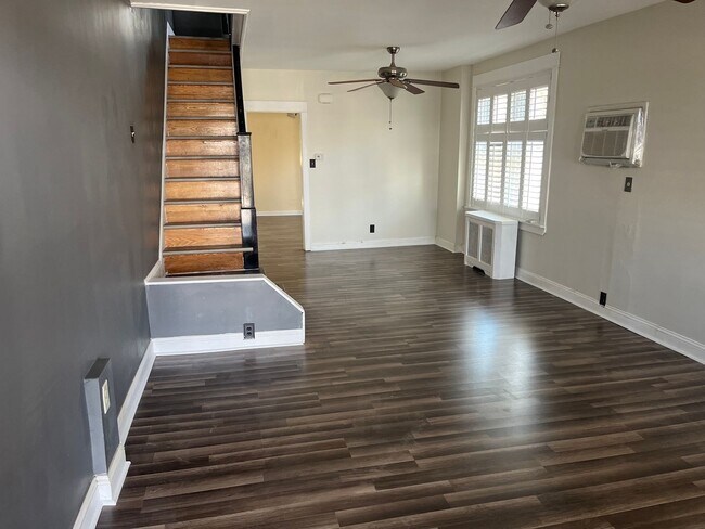 Building Photo - Spacious Homes In Bridgeport