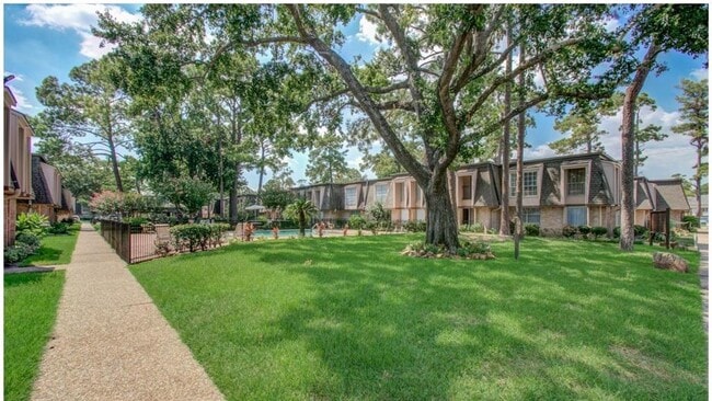 Building Photo - 12633 Memorial Dr