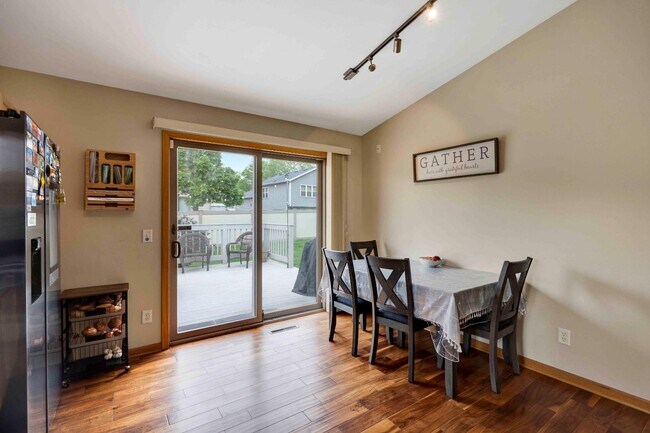 Building Photo - 3670 Sabertooth Trail