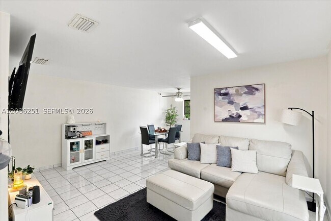 Building Photo - 6375 SW 136th Ct
