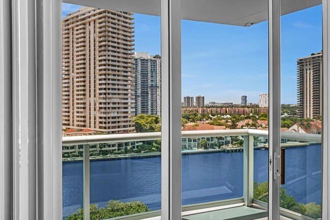 Building Photo - 19390 Collins Ave