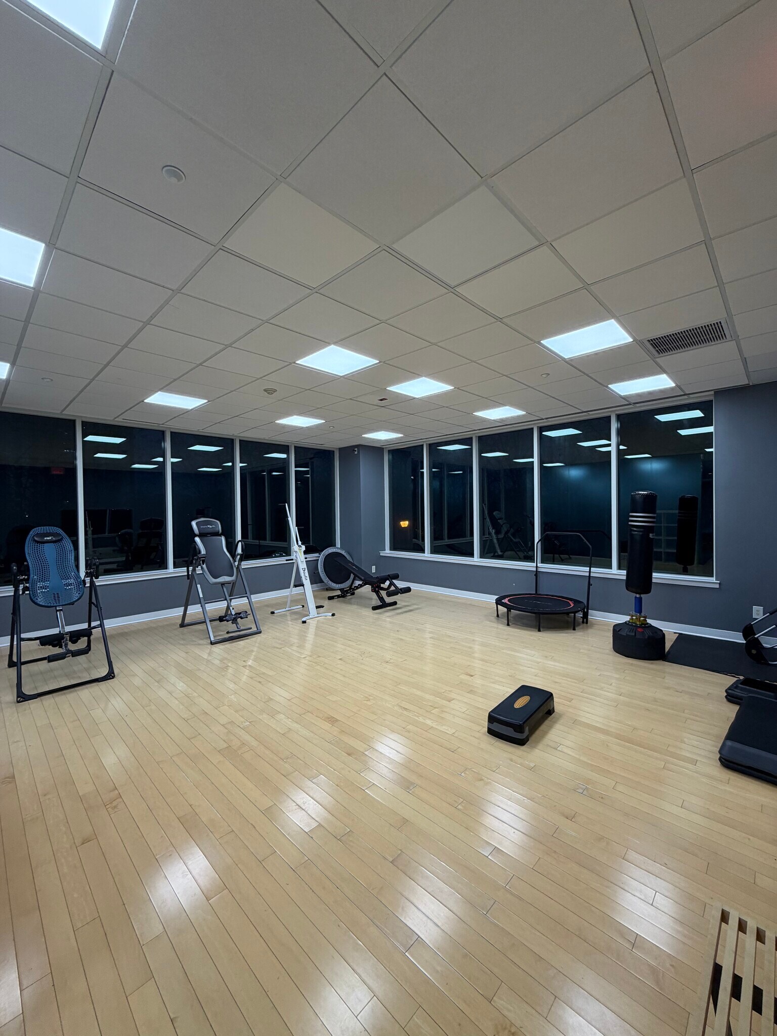 Building Photo - 600 12th St