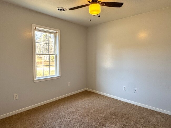 Building Photo - 24502 Lake Dr