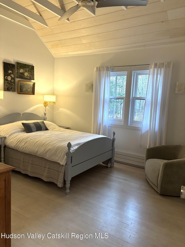 Building Photo - 299 Wittenberg Rd