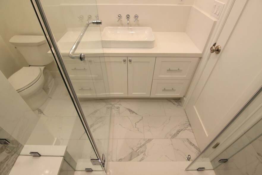 Building Photo - 1523 S Wooster St