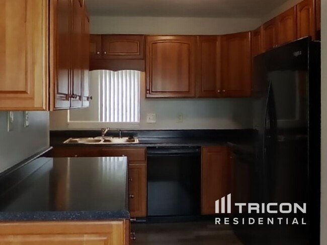 Building Photo - 2066 Ferdinand Ct