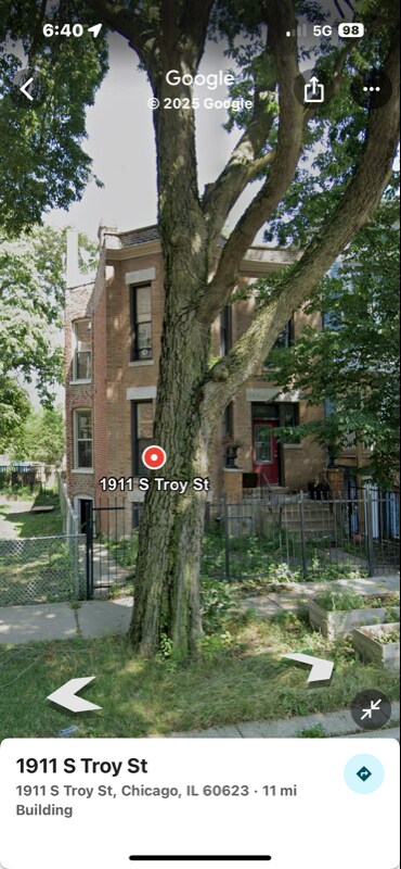 Building Photo - 1911 S Troy St