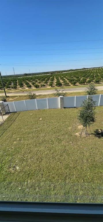 Building Photo - 548 Hart Ln