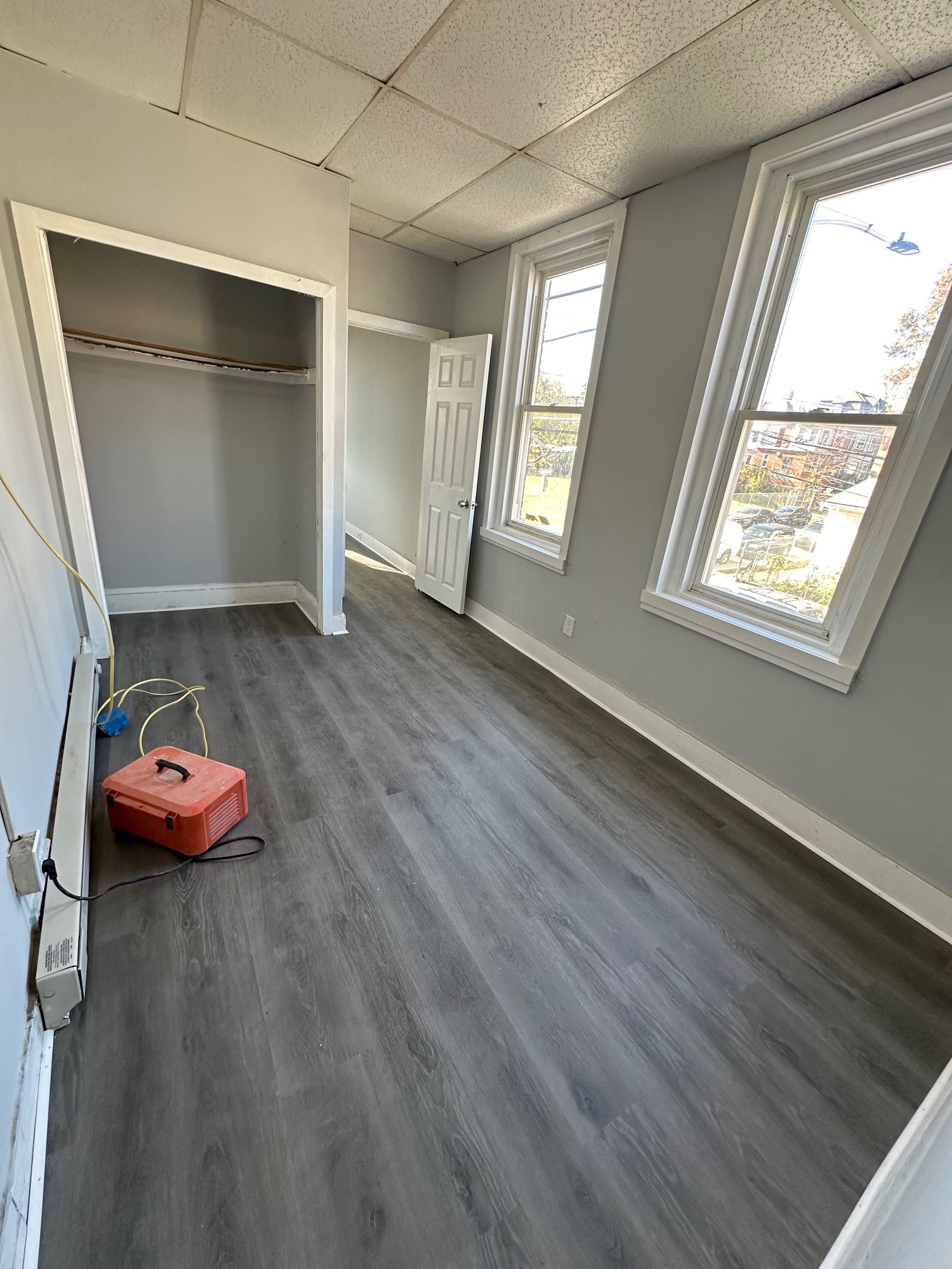 Unit 2F - 1521 Wakeling St