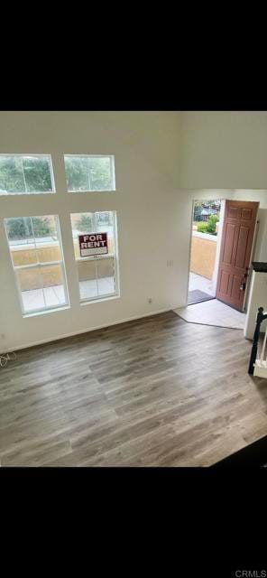 Building Photo - 742 Mariposa Cir