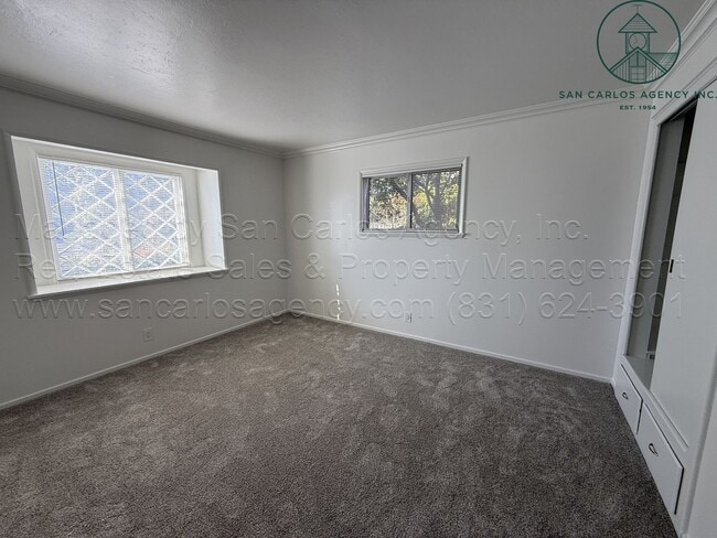 Building Photo - Refreshed Four Bedroom Hatton Fields Home