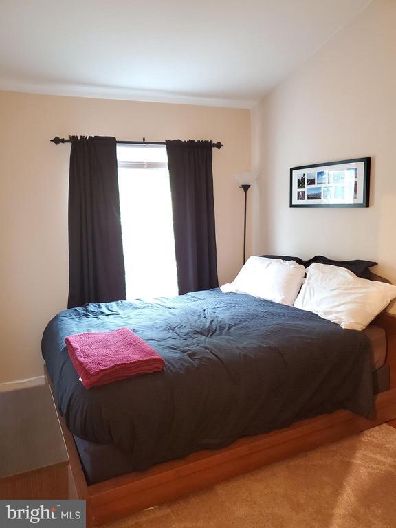 Building Photo - 14721 Basingstoke Loop