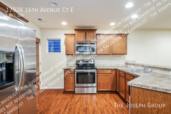 Building Photo - 17928 16th Ave Ct E