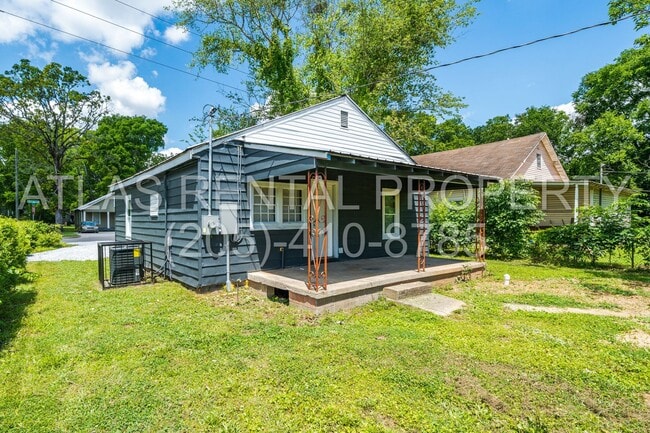 Building Photo - Don't miss this beautifully renovated 2-be...