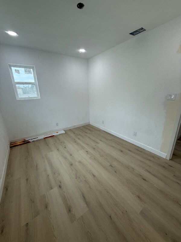 Building Photo - 10920 Lillian Ln