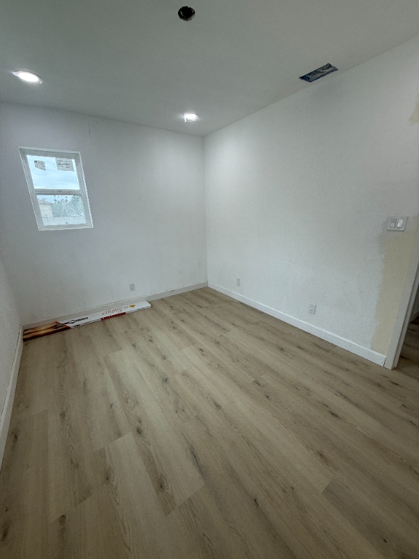 Building Photo - 10920 Lillian Ln