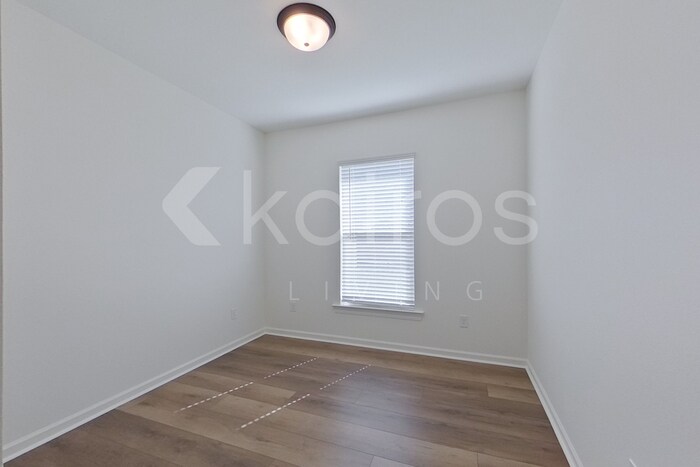 Building Photo - 113 Hendrix Rd