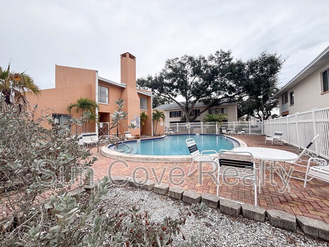 Building Photo - 9940 7th Way N