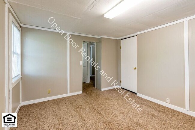 Building Photo - 1214 Garden St