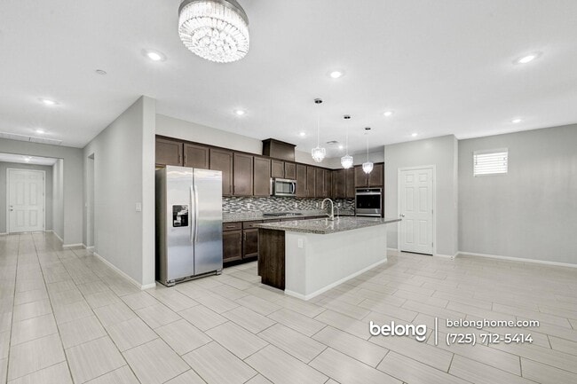 Building Photo - 653 Timberfalls Ln