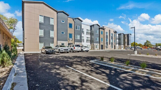 Primary Photo - The Bookcliff: Chic 1-Bedroom Retreat: Sop...