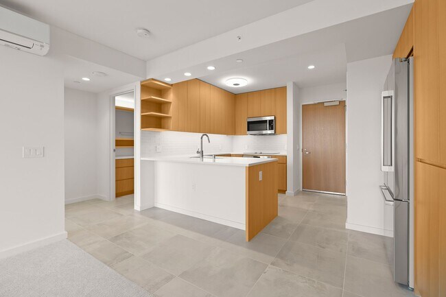 Building Photo - Sky Ala Moana 1bd/1bth/1prk with open views