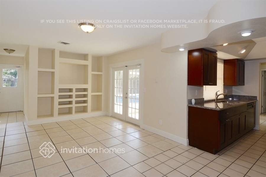 Building Photo - 119 Ponce De Leon St