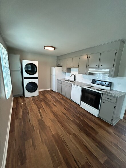 Building Photo - 50 Lyon St